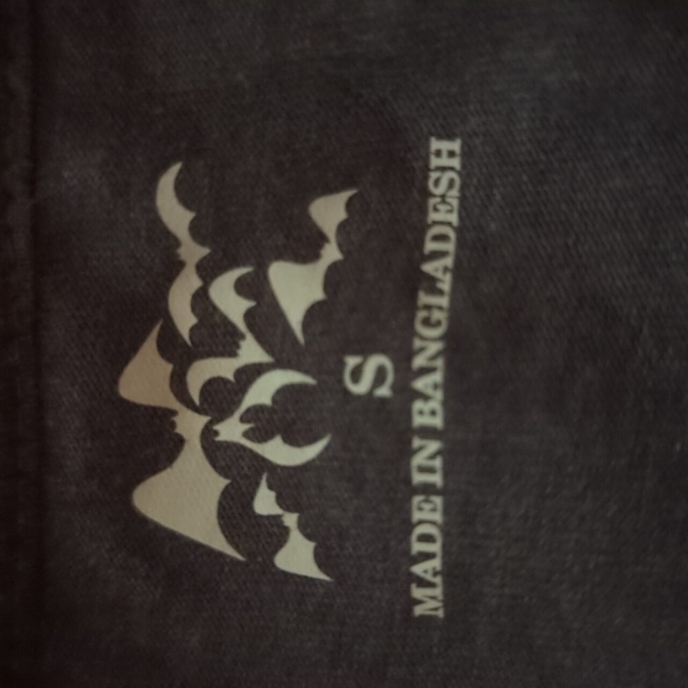 Shirt - Picture 2 of 2